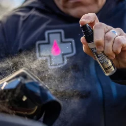 Muc-Off Eyewear & Goggle Anti-Fog Premium Spray Treatment 35ml -On Running Sales Shop Muc Off Eyewear and Goggle Anti Fog Premium Spray Treatment 35ml 3