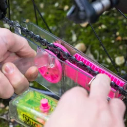 Muc-Off X-3 Dirty Chain Cleaner Machine -On Running Sales Shop Muc Off X 3 Dirty Chain Cleaner Machine 2