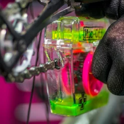 Muc-Off X-3 Dirty Chain Cleaner Machine -On Running Sales Shop Muc Off X 3 Dirty Chain Cleaner Machine 4