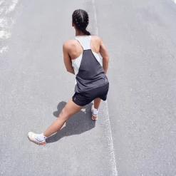 On Running Tank-T Womens Run Top -On Running Sales Shop On Running Tank T Womens Run Top Glacier Black 7